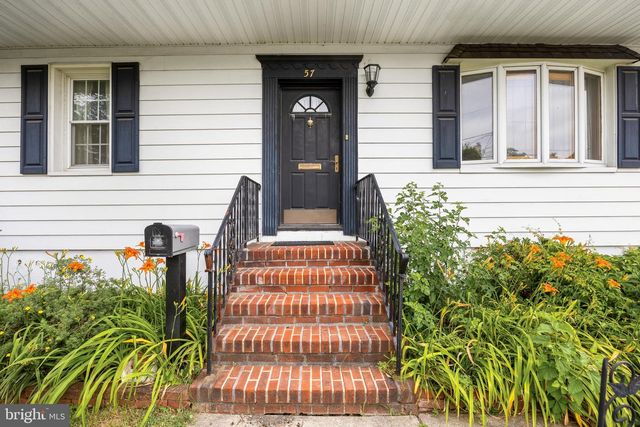 57 S TERRACE AVE, Maple Shade, NJ 08052