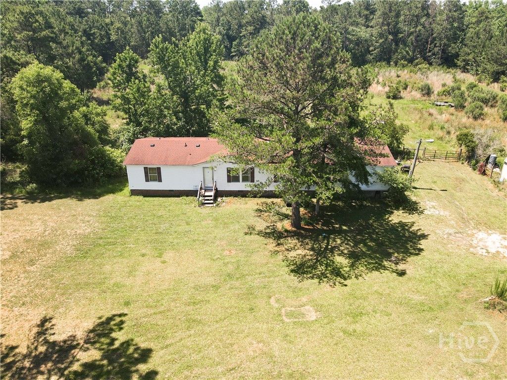 Image 3 of property listing at 260 Moore Road, Guyton, GA 31312