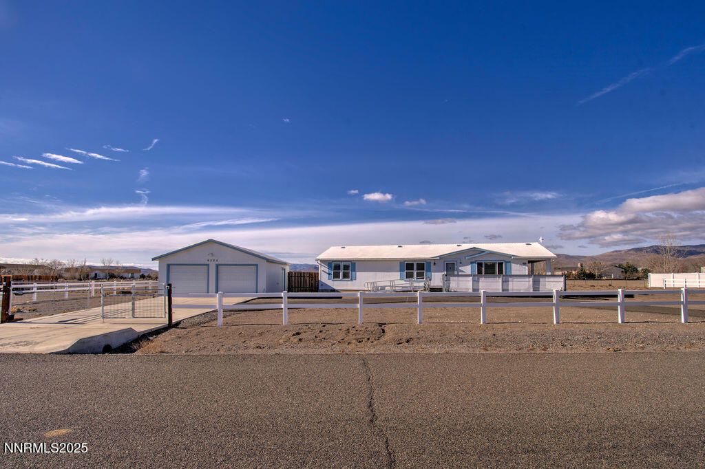 6225 Andersen Lane, Stagecoach, NV 89429