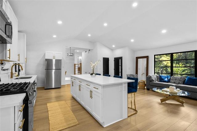2546 Skyland Trail NE, Atlanta, GA 30319