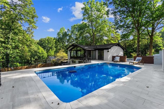 2546 Skyland Trail NE, Atlanta, GA 30319