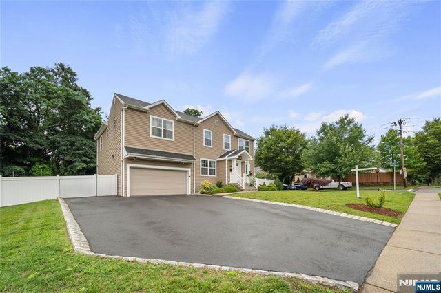322 E Midland Avenue, Paramus, NJ 07652