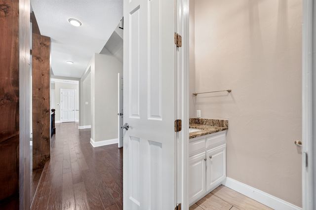 1201 Robbins Road, Athens, TX 75751