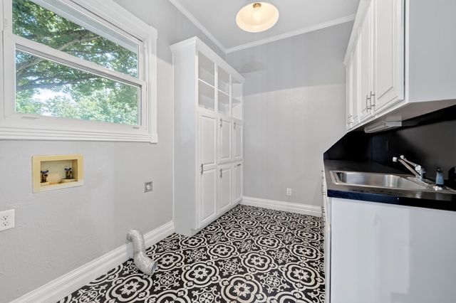 1201 Robbins Road, Athens, TX 75751