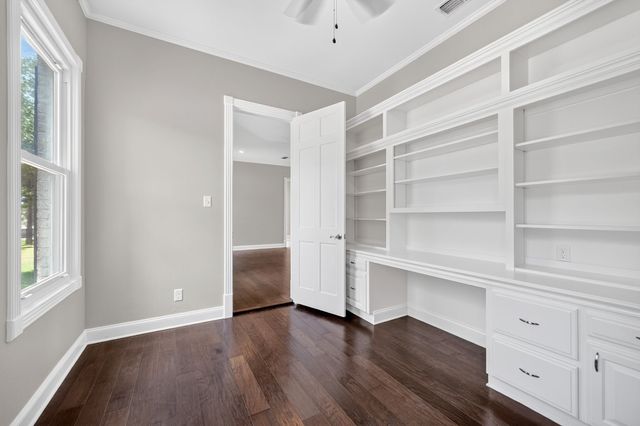 1201 Robbins Road, Athens, TX 75751
