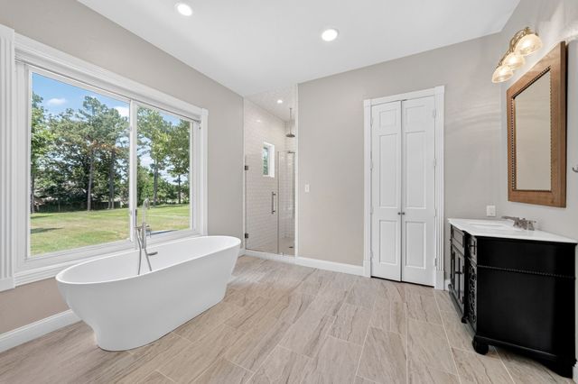 1201 Robbins Road, Athens, TX 75751