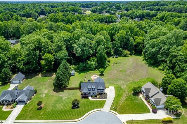 131 Wood Cove, Jefferson, GA 30549