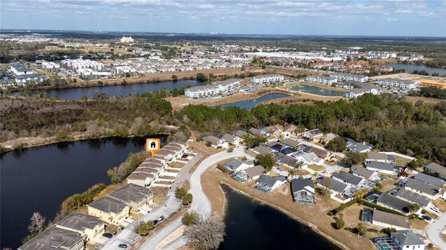 460 LAKE SHORE PARKWAY, Davenport, FL 33896