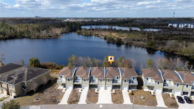 460 LAKE SHORE PARKWAY, Davenport, FL 33896