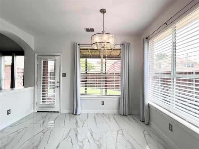 6902 Westover Drive, Rowlett, TX 75089
