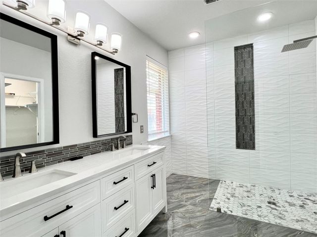 6902 Westover Drive, Rowlett, TX 75089