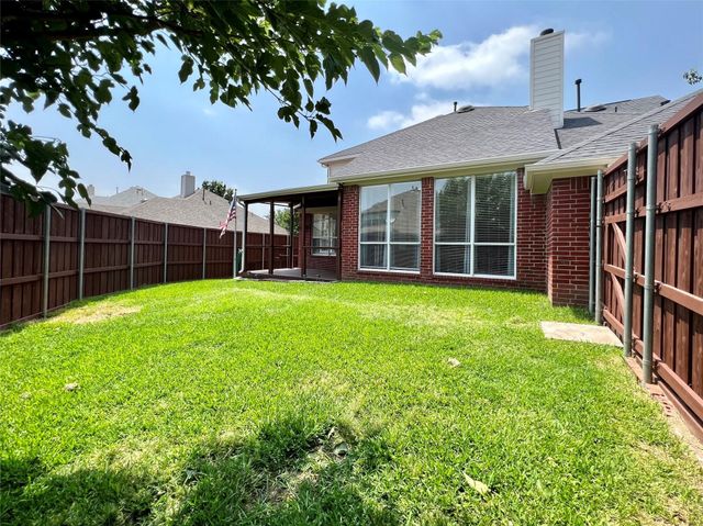 6902 Westover Drive, Rowlett, TX 75089
