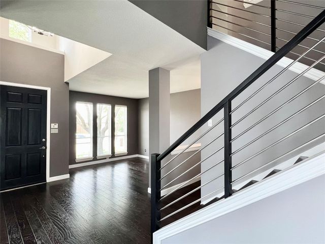 6902 Westover Drive, Rowlett, TX 75089