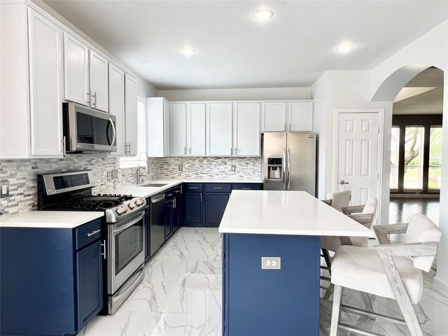6902 Westover Drive, Rowlett, TX 75089