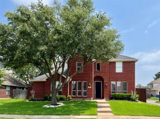 6902 Westover Drive, Rowlett, TX 75089