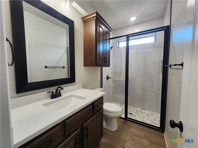 806 Eagle Heights Drive, Salado, TX 76571