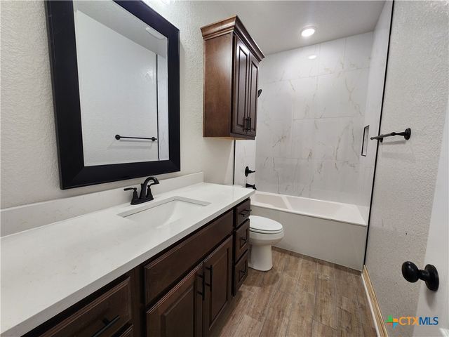 806 Eagle Heights Drive, Salado, TX 76571