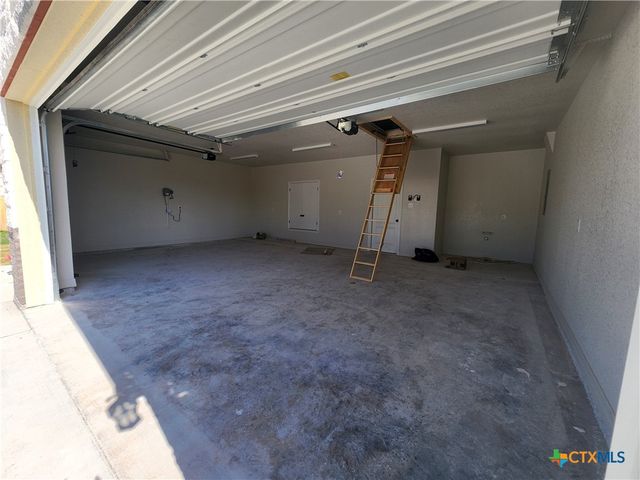 806 Eagle Heights Drive, Salado, TX 76571