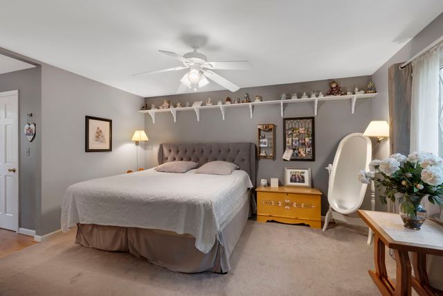 1211 S Grove Avenue, Barrington, IL 60010