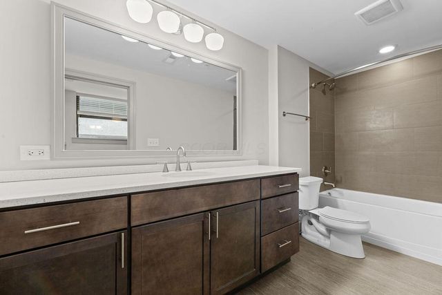 51 N High Street, 208, Columbus, OH 43215
