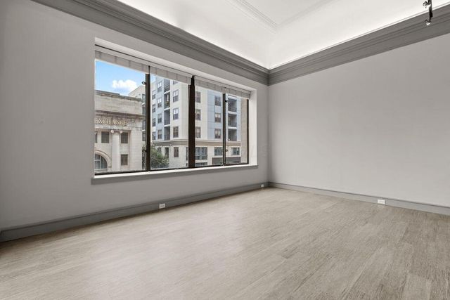 51 N High Street, 208, Columbus, OH 43215