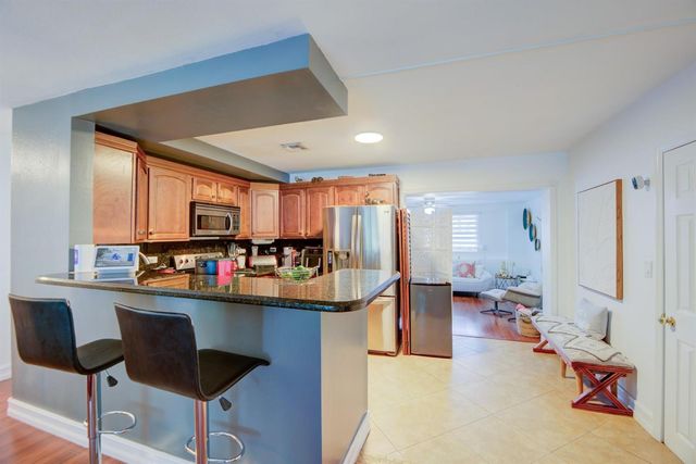 6500 SW 16th Court, North Lauderdale, FL 33068