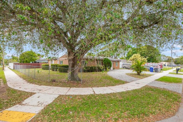 6500 SW 16th Court, North Lauderdale, FL 33068