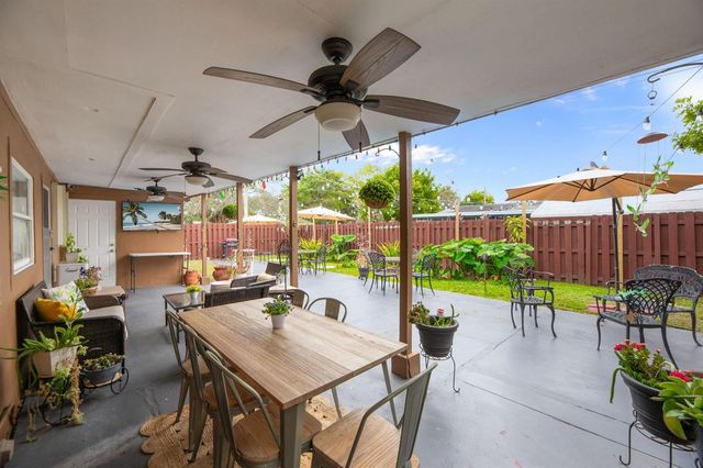 6500 SW 16th Court, North Lauderdale, FL 33068