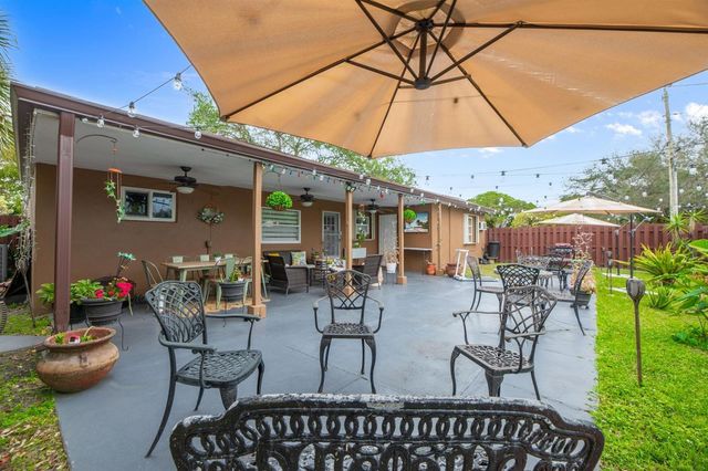 6500 SW 16th Court, North Lauderdale, FL 33068