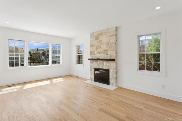 449 W Beech Street, Long Beach, NY 11561