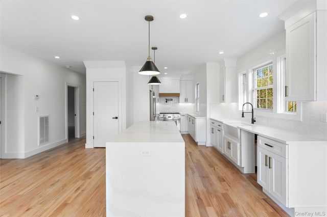 449 W Beech Street, Long Beach, NY 11561