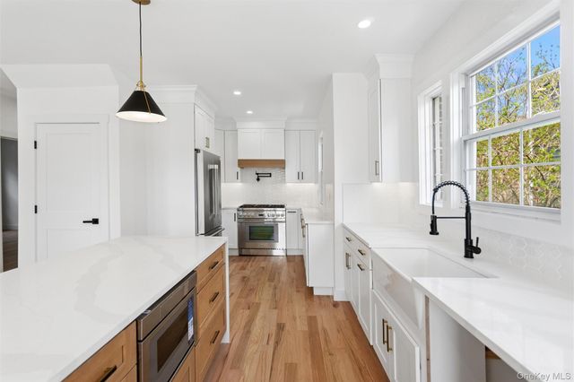 449 W Beech Street, Long Beach, NY 11561