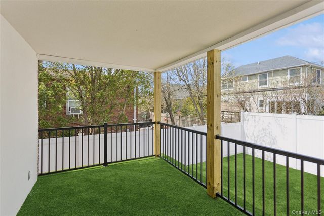 449 W Beech Street, Long Beach, NY 11561