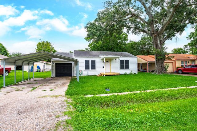423 Elmo Street, La Marque, TX 77568