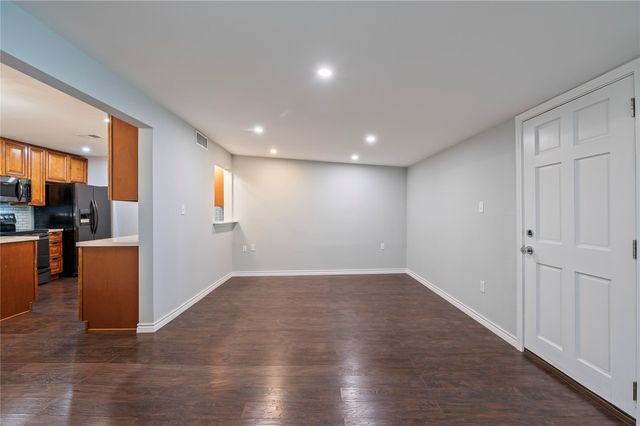 423 Elmo Street, La Marque, TX 77568