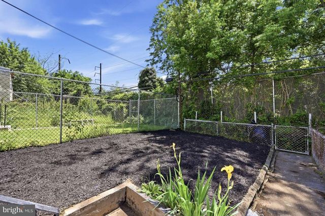 5856 ANGORA TER, Philadelphia, PA 19143