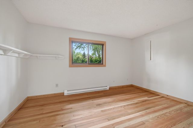 639 Barbara Lane, Lino Lakes, MN 55014