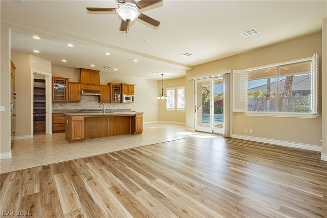 3625 Frank Derek Avenue, Las Vegas, NV 89139