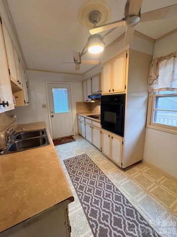 3955 Tower Road, Maiden, NC 28650