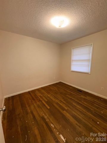 3955 Tower Road, Maiden, NC 28650