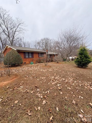 3955 Tower Road, Maiden, NC 28650