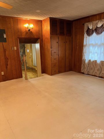 3955 Tower Road, Maiden, NC 28650