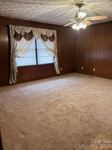 3955 Tower Road, Maiden, NC 28650