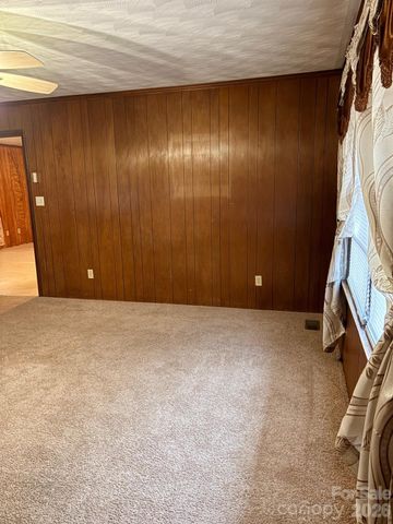 3955 Tower Road, Maiden, NC 28650