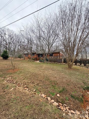 3955 Tower Road, Maiden, NC 28650