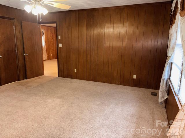 3955 Tower Road, Maiden, NC 28650