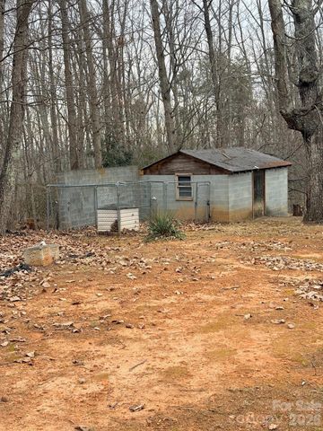 3955 Tower Road, Maiden, NC 28650