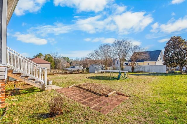 4850 Stony Creek Lane, Winston-salem, NC 27127