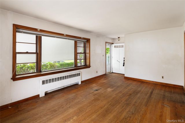 962 Pemart Avenue, Peekskill, NY 10566