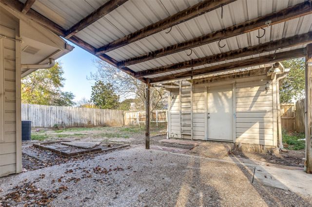 24010 Landing Way Drive, Spring, TX 77373